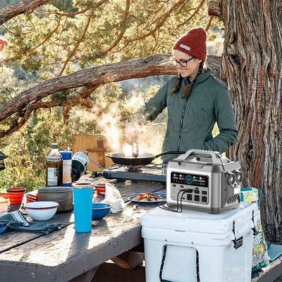3200Wh 次のグリーンエネルギー 屋外キャンプと太陽光充電のためのポータブル発電所