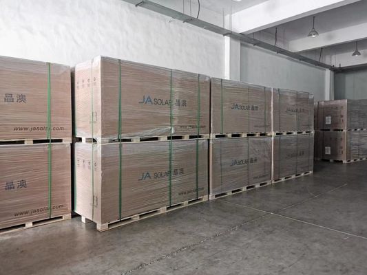 Ja 610-635W 太陽光パネルと雪負荷抵抗のためのアノジスアルミニウム合金フレーム