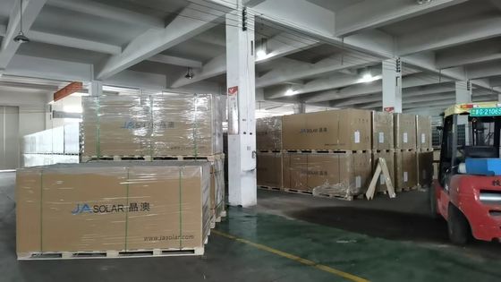 JA SOLAR 効率 双面太陽光パネル 双面ガラスと半細胞MBB技術