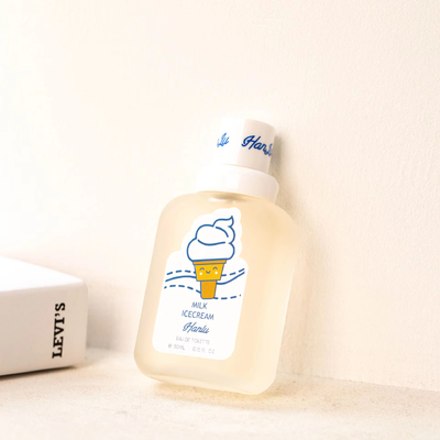 50ml キッズ ミニ 永続的な軽い香水 学生のための体噴霧香水 ベビーベア 桃の少女 ミニ香水 オリジナル